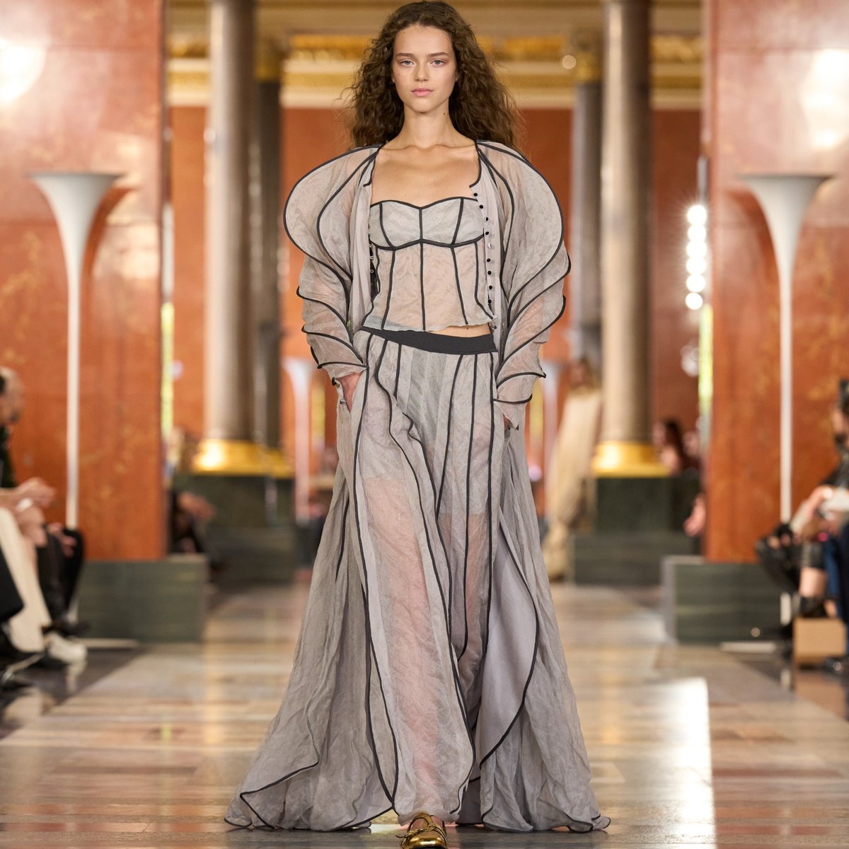 LOUIS VUITTON -Women