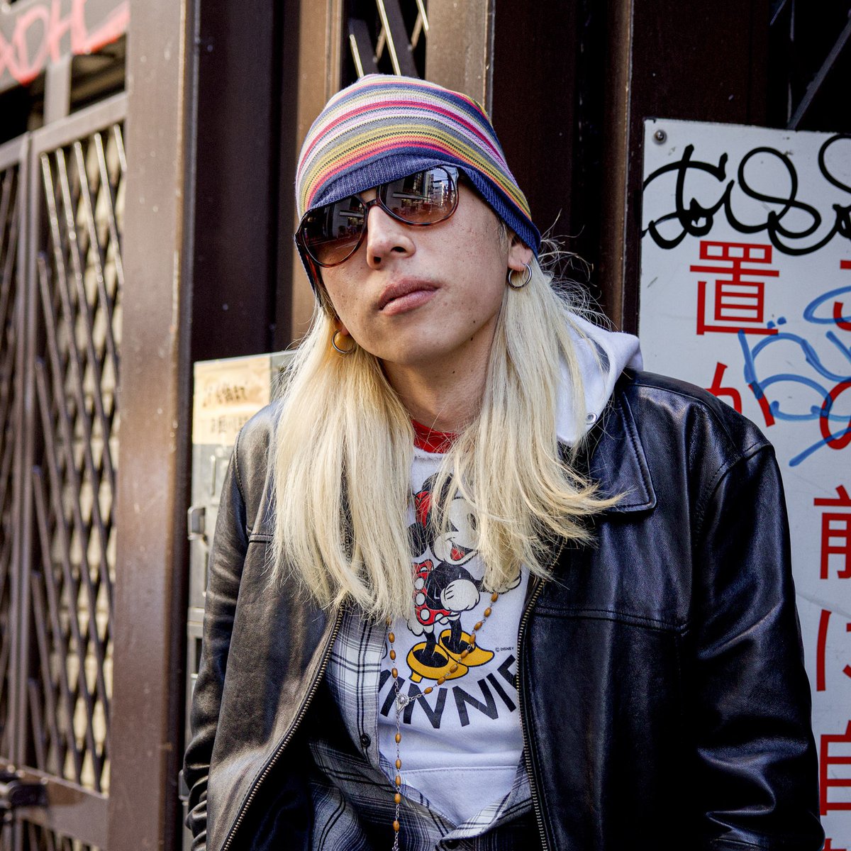 トップス Ikko Street Style - 大阪 - Ikko Tanakaさん - 2023年03月22日撮影