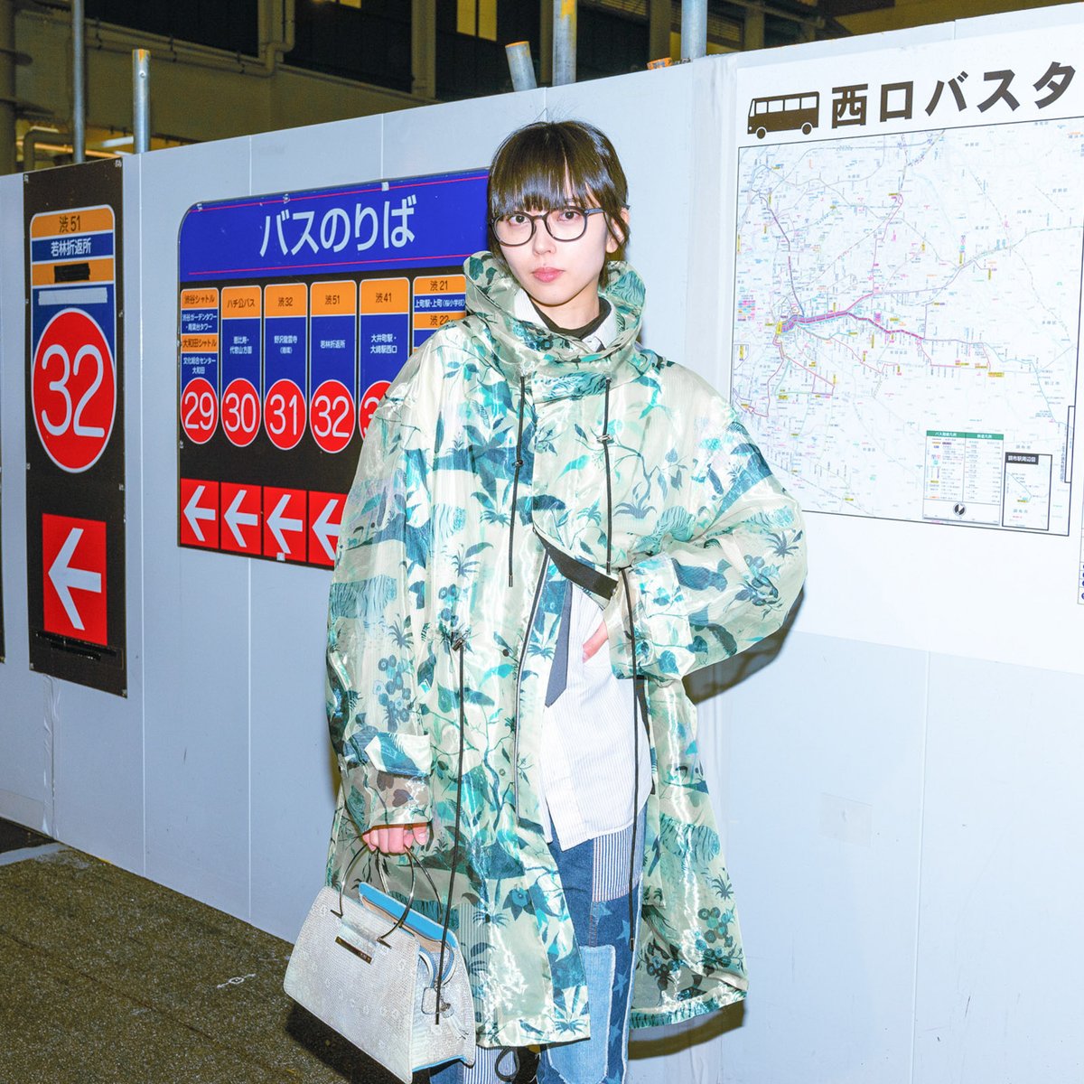 6箱 カリスマタレントぺえさんプロデュース Asettenai? アセッテナイ？