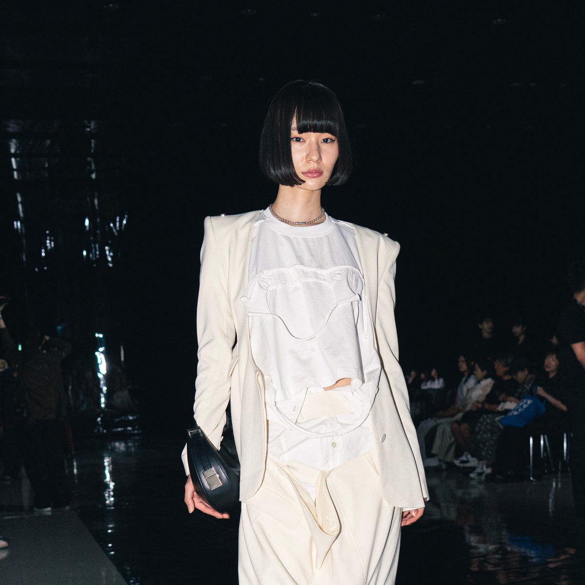 初版　帯付き　TOKYO FASHION STORY Street Style - 東京 - 大沢明花さん - 2024年09月05日撮影 - FASHIONSNAP