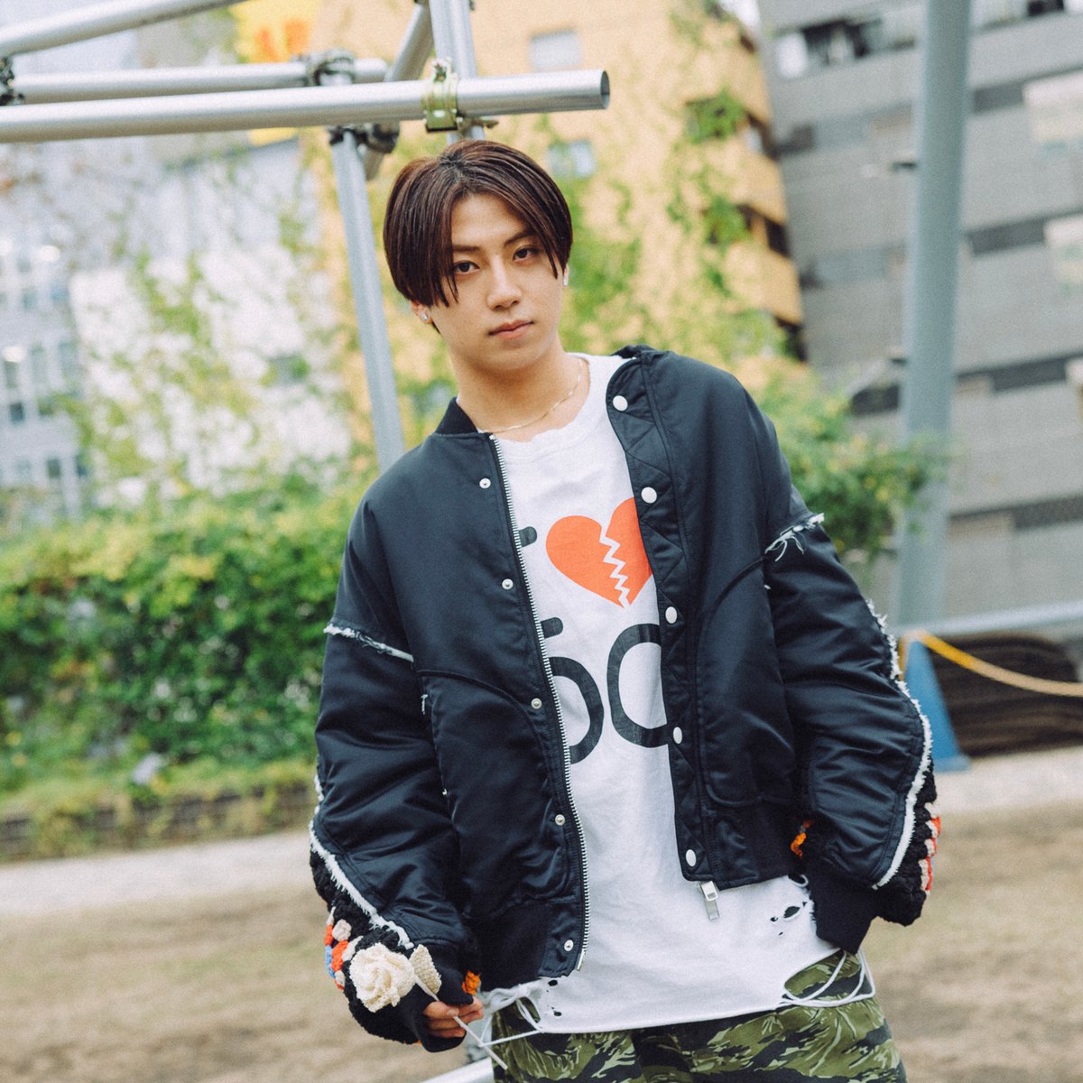岡橋 Street Style - 東京 - 岡田 蓮さん - 2025年11月04日撮影 - FASHIONSNAP