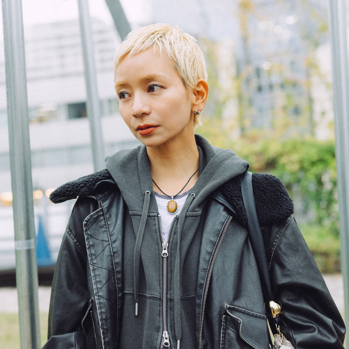 絶版希少なstreetstyle Street Style - 東京 - Hitomiさん - 2025年11月04日撮影 - FASHIONSNAP