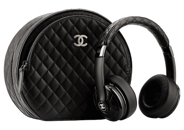 激レア　CHANEL✖️MONSTEA ヘッドホン ポーチ付属 激レア CHANEL✖️MONSTEA ヘッドホン ポーチ付属 シャネルの
