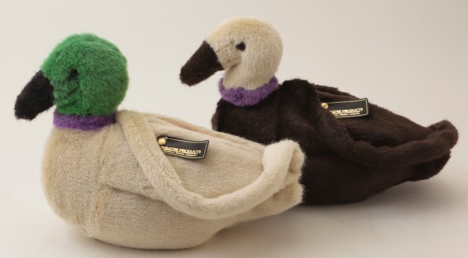 今年はカモがくるかも？シアタープロダクツがカモぬいぐるみバッグ発売