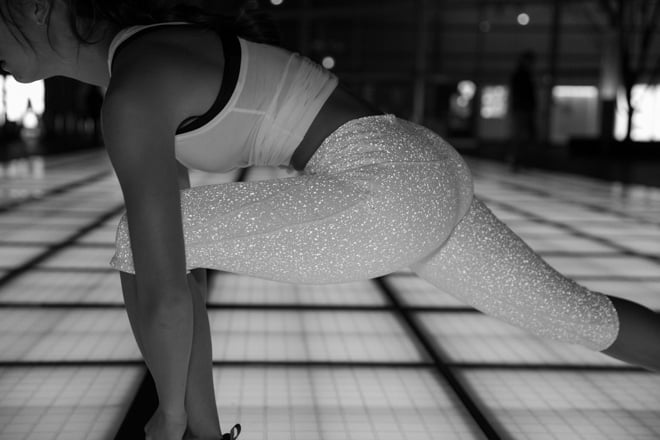 lululemon ルルレモン♡レアなホワイト レギンス ヨガ サイズ2 ヨガウエアで人気「ルルレモン」がギンザシックス出店、国内展開を本格