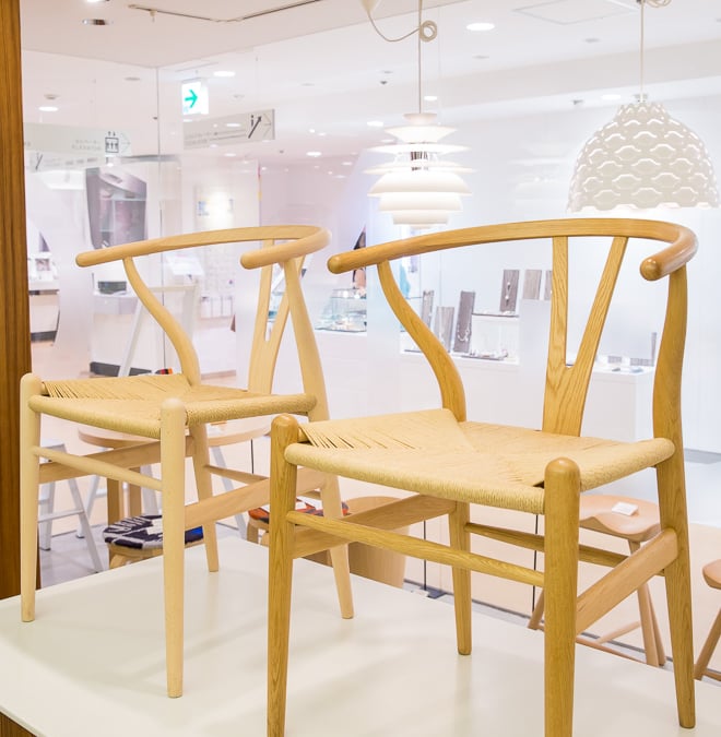 ハタノワタル 積み重なったもの アート カールハンセン Yチェア