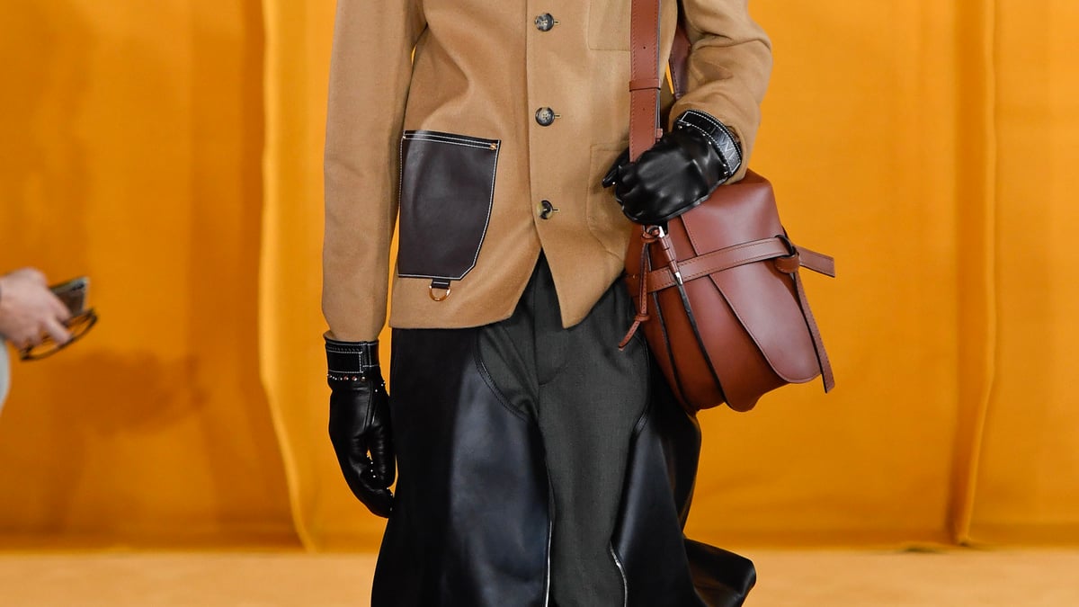 LOEWE-2019-20aw-mens-004-thumb