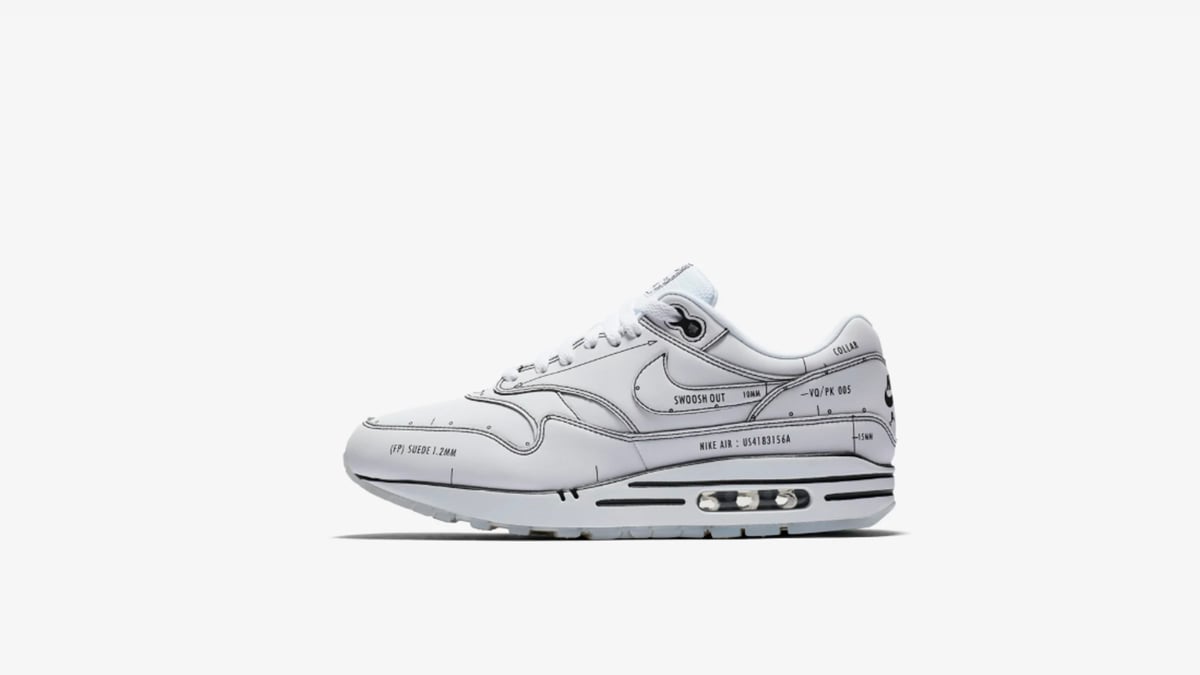 ナイキ、ティンカー・ハットフィールドによるスケッチや手書きメモを