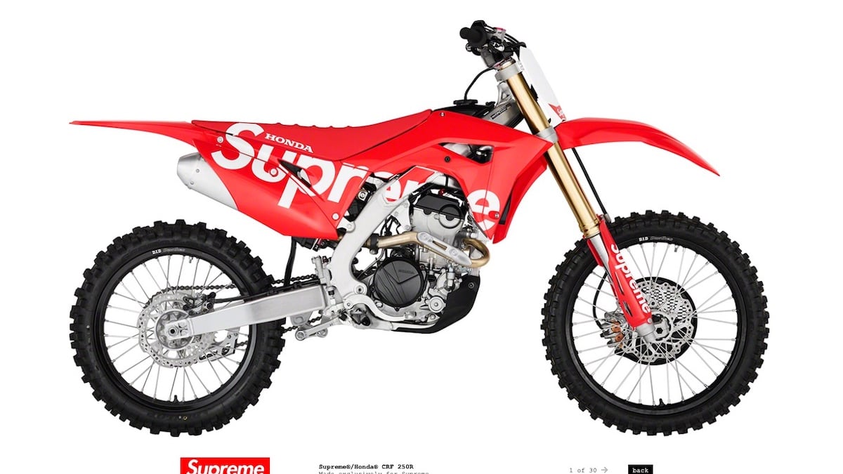 シュプリーム19年秋冬コレクション公開、ホンダのモトクロス競技専用バイク「CRF 250R」のコラボモデルも