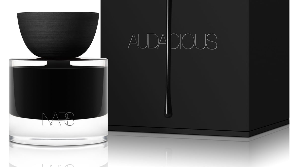 ナーズ」初のフレグランスが誕生、スモーキーなインセンスやサンダル