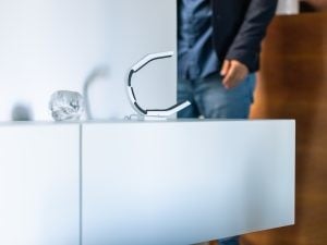 7つのモードで脳波を調整、 リラックスや睡眠状態に入りやすくする