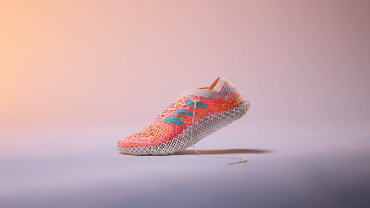 ぴんく 国内3月31日発売予定】 グッチ × アディダス オリジナルス