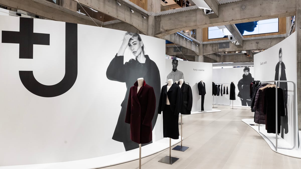 ユニクロ「＋J」の売り場が公開、発売日当日は入場制限を実施する可能性も
