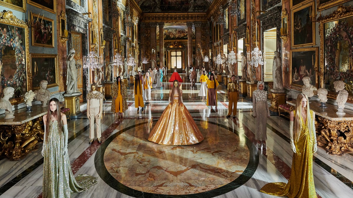valentino_hc21ss_f03_001.jpg