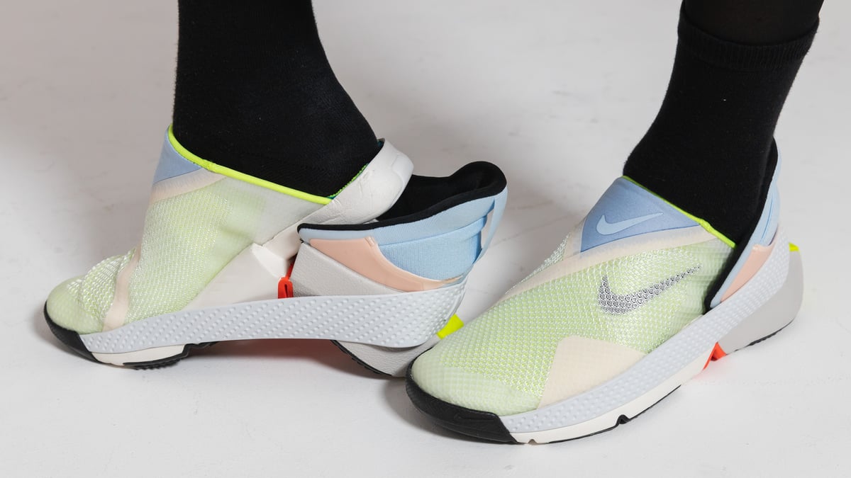 ナイキ ゴー フライイーズ　23.5㎝ NIKE ゴーフライイーズ 23.5cm 新品