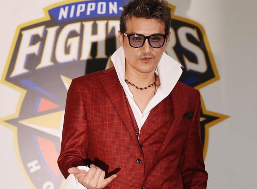 新庄監督就任2022年モデル オンフィールドライン ジャケットとパンツ