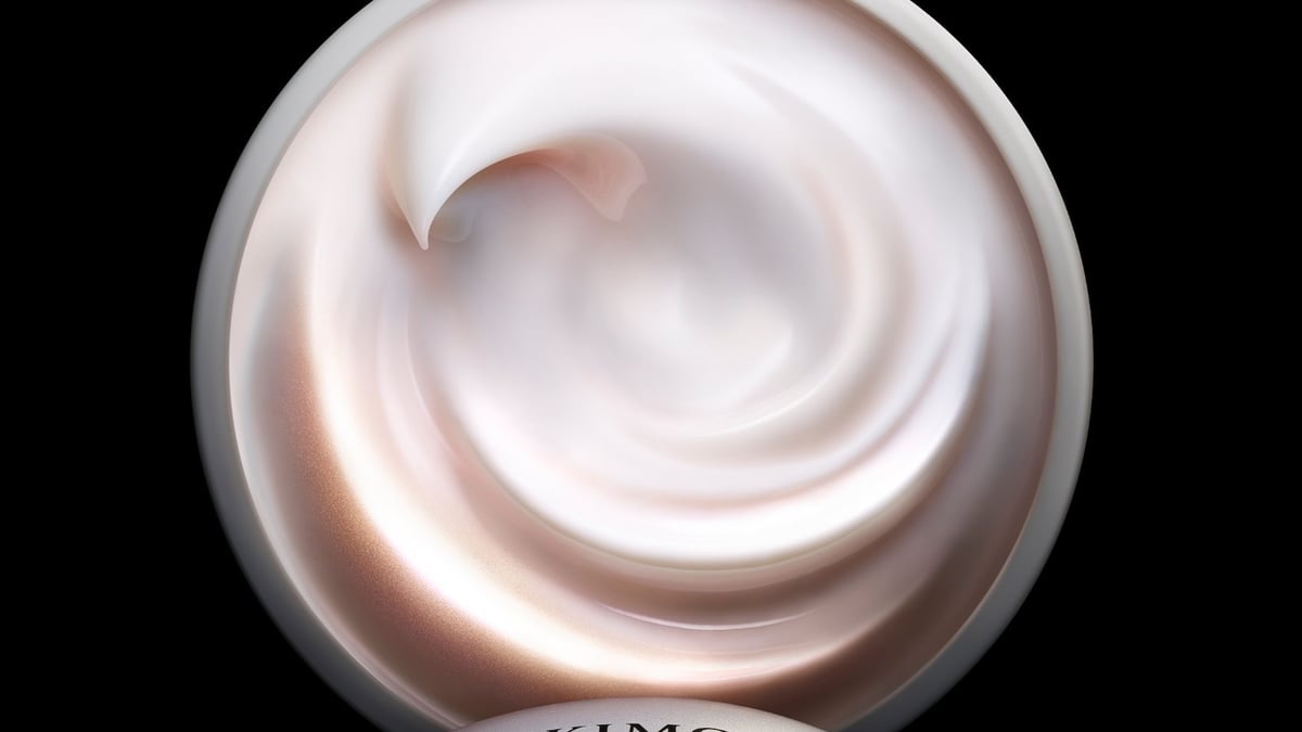 高品質/低価格 [おまけ付] ネック・デコルテ　ハンドクリーム MIKIMOTO ハンドクリーム