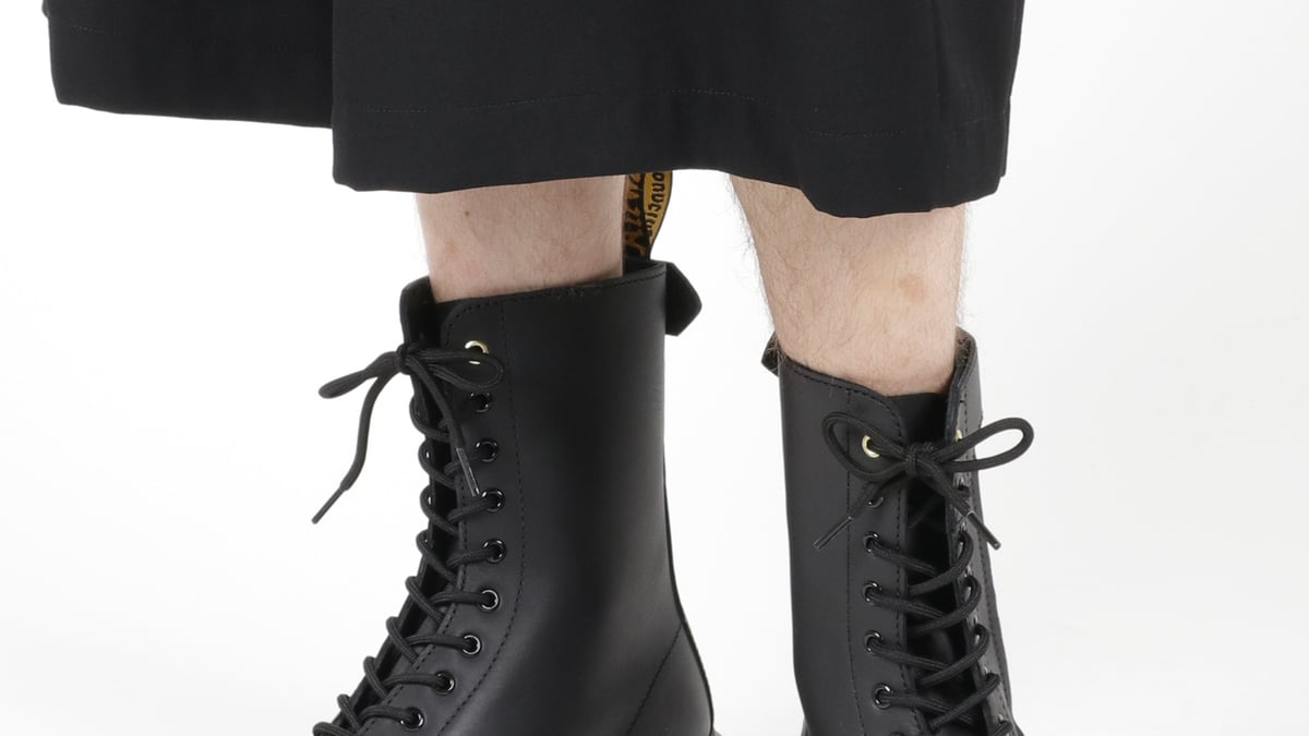 素材cowleatheyohji yamamoto × Dr.Martens 10ホール ねじれブーツ