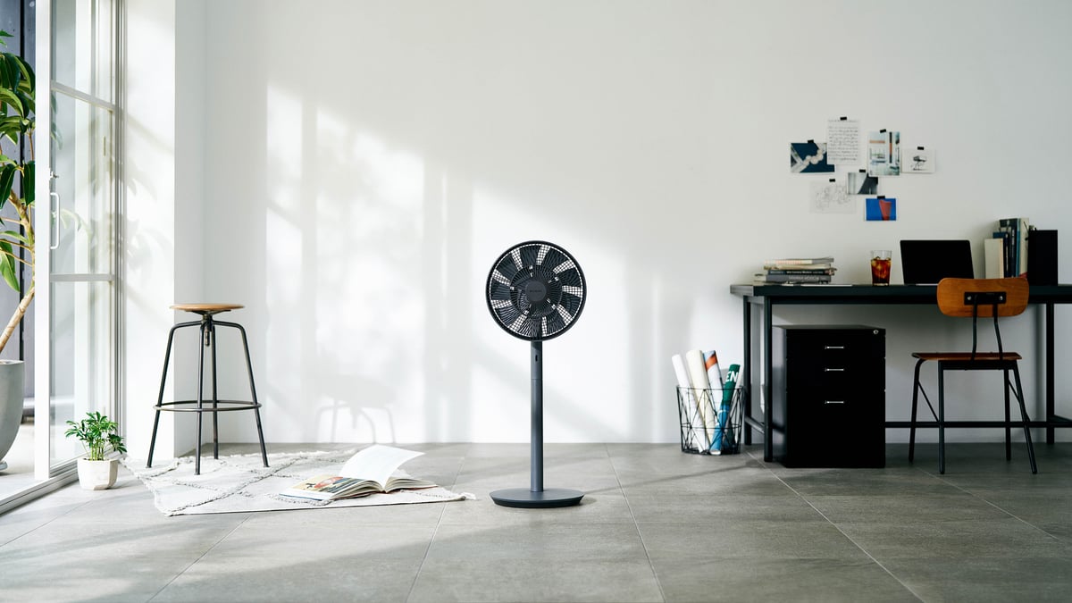バルミューダが扇風機「ザ・グリーンファン」の今年度の発売を開始