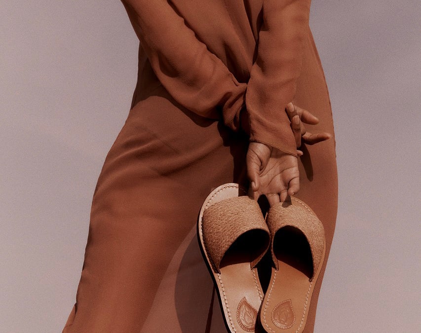 ヘレンカミンスキーから初のフットウェアが登場 全5型を展開