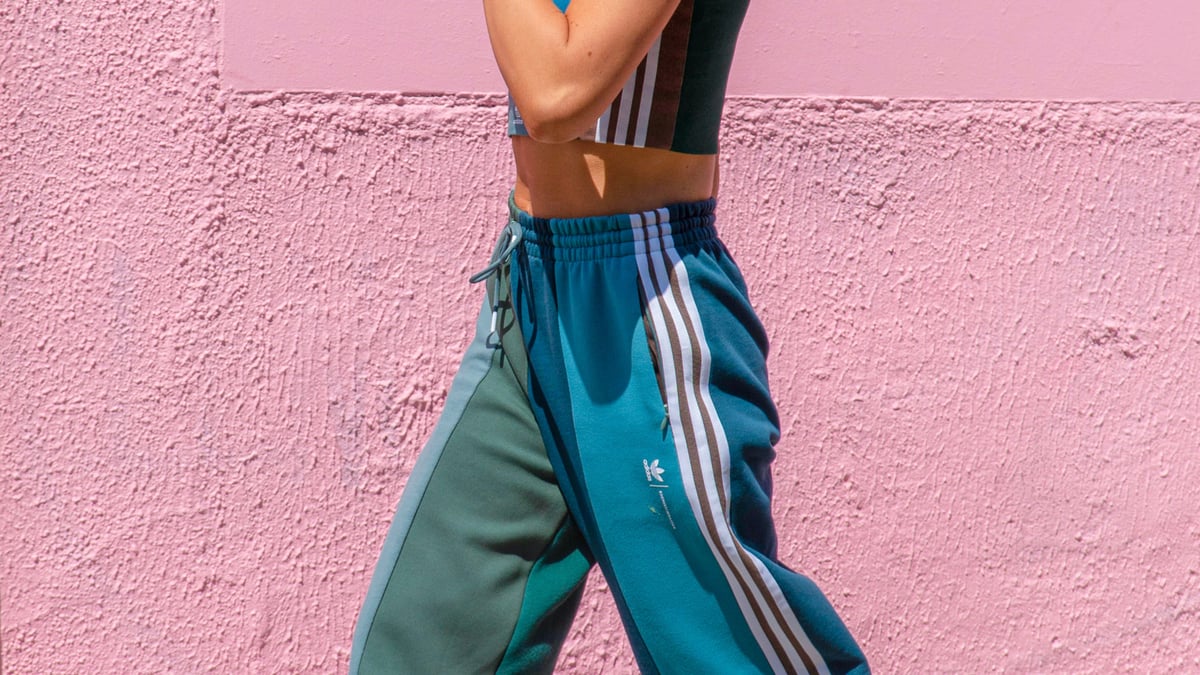 【極美品】adidas クセニアシュナイダー パッチワークデニム XS 極美品】adidas クセニアシュナイダー パッチワークデニム XS