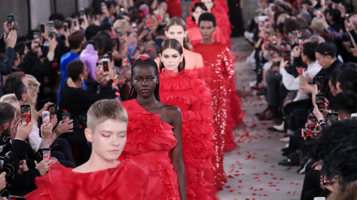 VALENTINO - カオリ、ヴァレンチノ、グッチ valentino-tky-2019prefall-202-