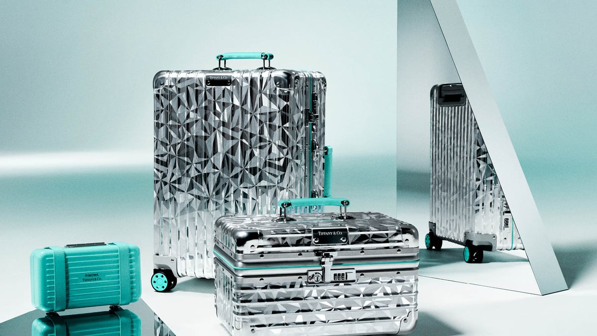 RIMOWA ⭐️⭐️リモワ　新しい ✨2点セット✨ リモワ」から人気スーツケースの新色とアートな限定アイテムが