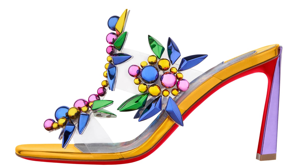 クリスチャンルブタン×マーベルコラボ　限定品 マーベルとクリスチャン ルブタンがコラボ ─ 限定コレクション