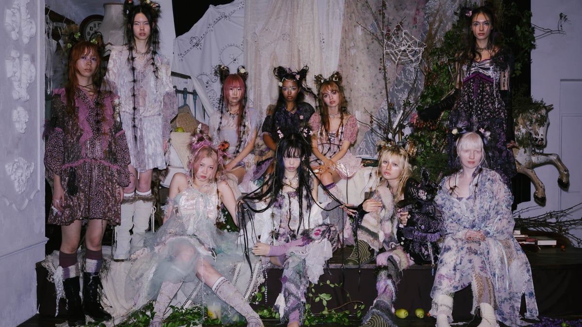 ルルムウが2024年春夏のショーを顧客向けに開催 「ファンへ直接