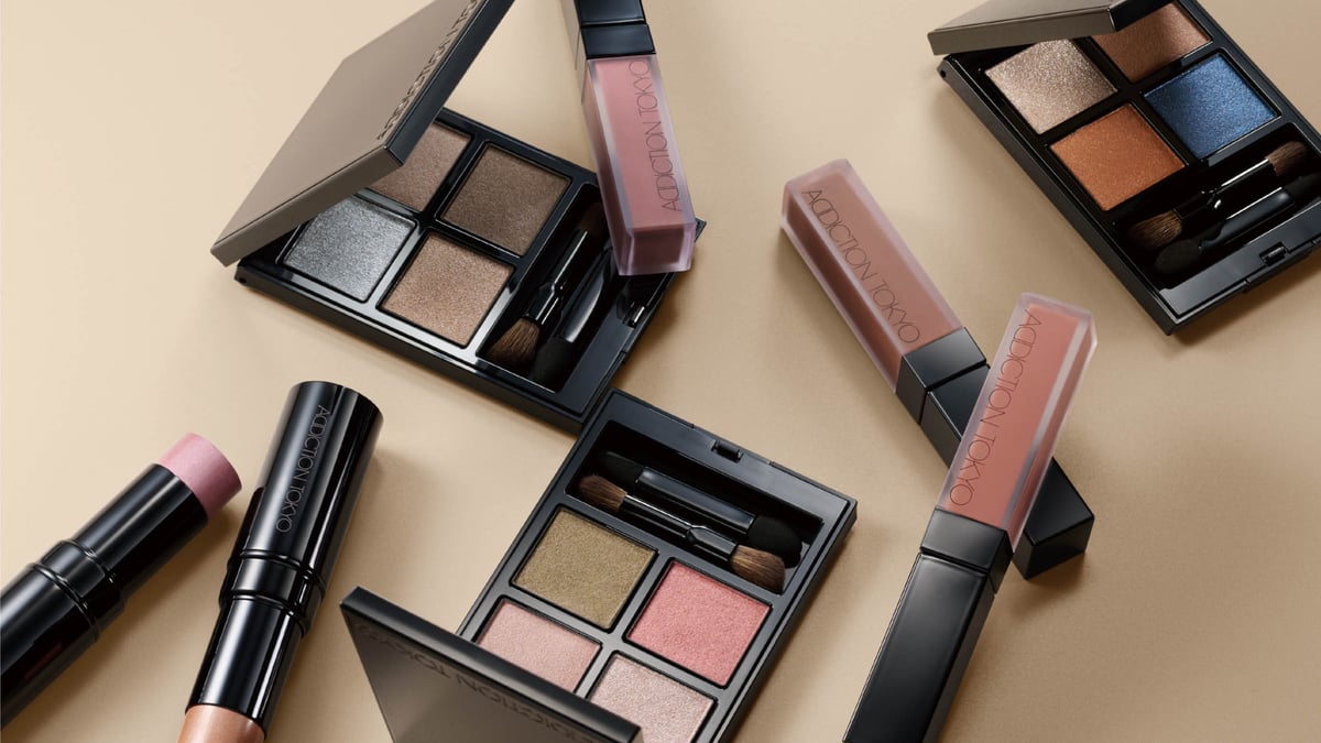 ♥アディクション　コスメ24点まとめ　※バラ売り不可 ADDICTION（コスメ） 並行輸入品 / アディクション ホリデー ベース