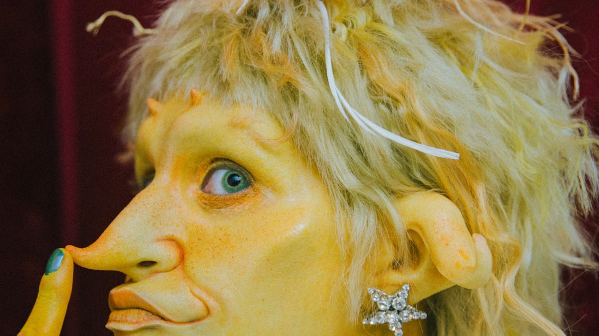 特殊　メイク King Gnuや藤井風などのMVで特殊メイク担当、アーティストのカイホが