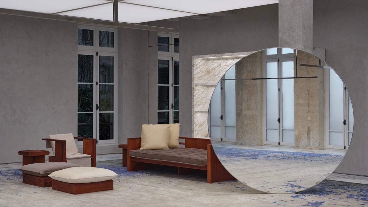 サンローラン、パリ シャンゼリゼ大通りに世界最大の旗艦店オープン