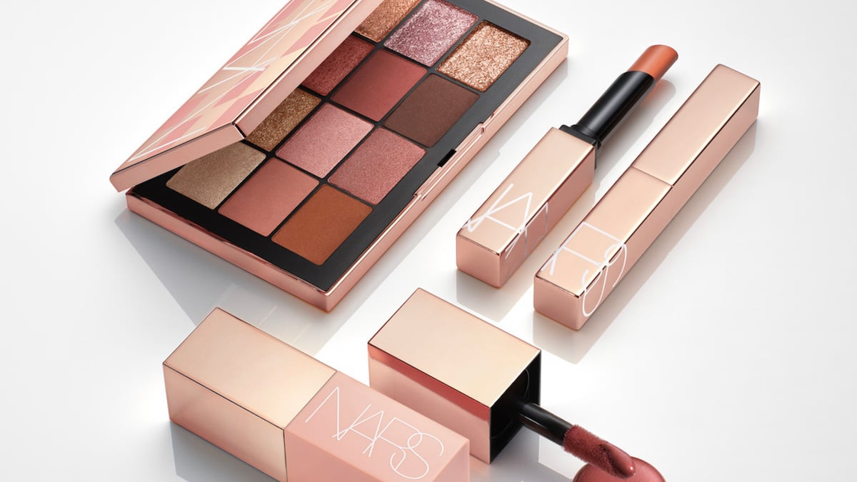 2024年春コスメ】NARS：官能的なシェードを詰め込んだ12色入りアイ