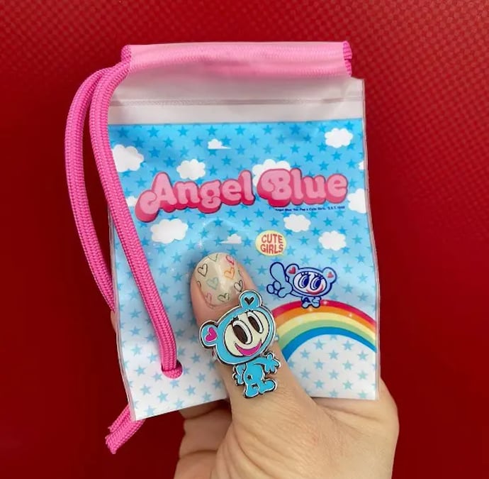 エンジェルブルーの人形 エンジェルブルー」の“ミニチュアショッパー付きリング”が