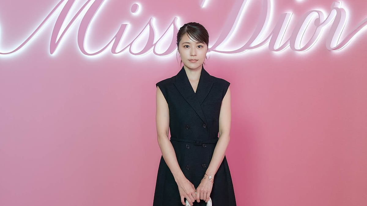 有村架純とディオールのエスプリを体感 「ミス ディオール 展覧会 Stories of a Miss ある女性の物語」