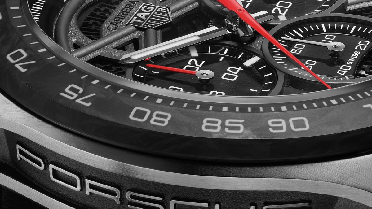 タグ・ホイヤーがポルシェとコラボ 「ポルシェ963」のデザインを踏襲