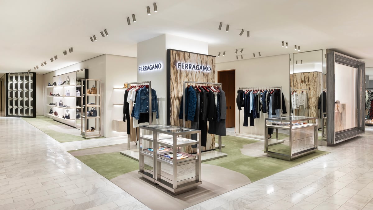 isetan-ferragamo-3-ed1fcbba-