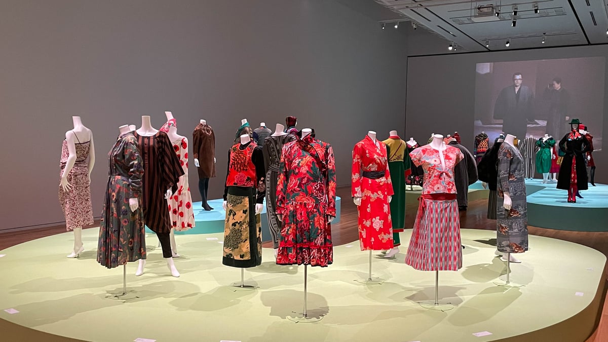 KENZO: 高田賢三作品集 | 高田 賢三 |本 | 通販 | Amazon