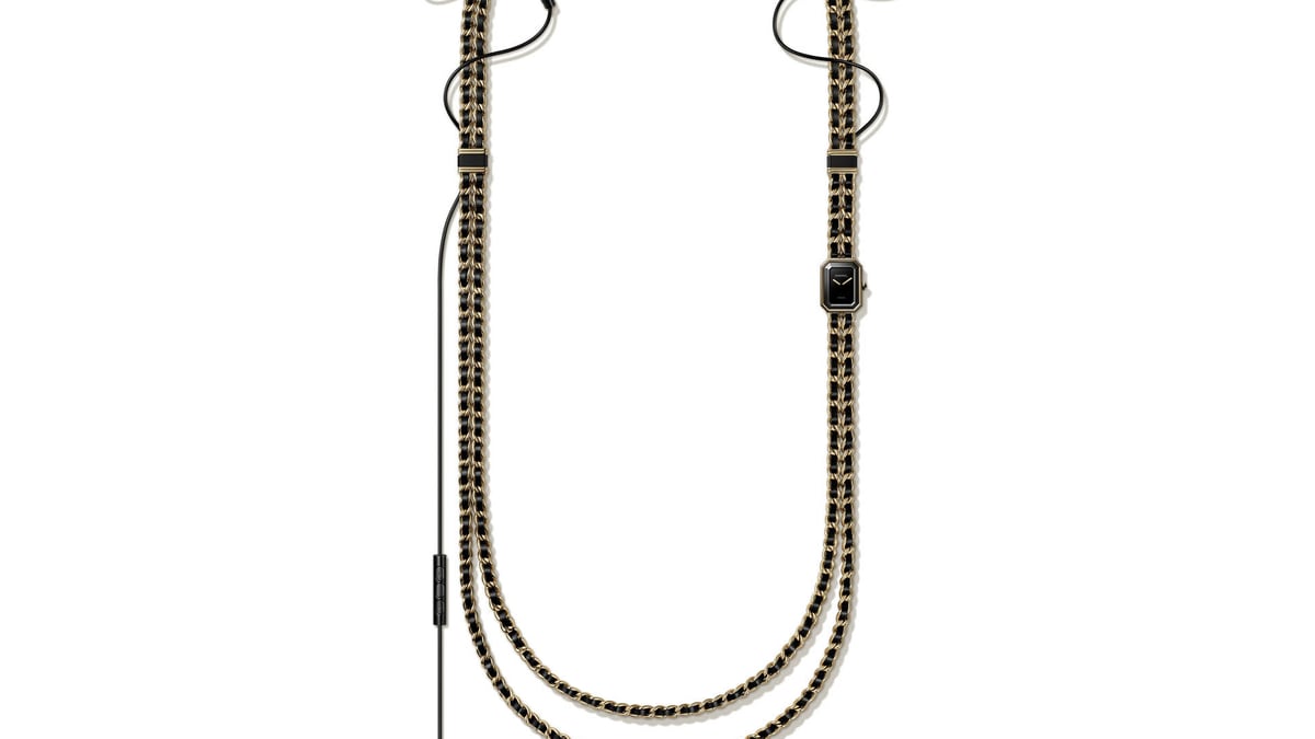 CHANEL - はるちん  CHANELイヤフォンジャック CHANEL - はるちん CHANELイヤフォンジャック シャネルの