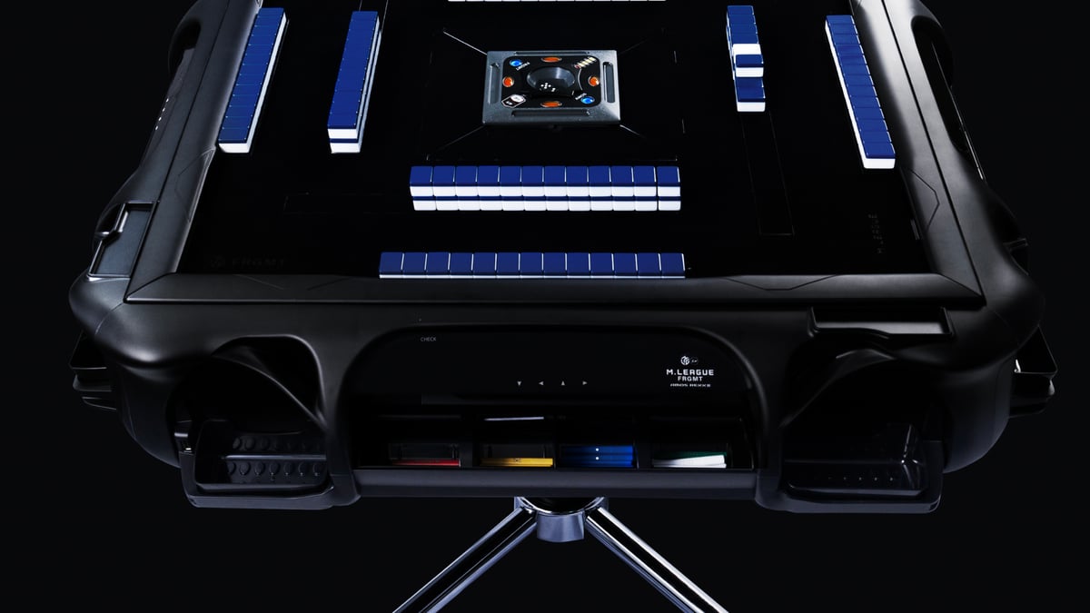 FRAGMENT×MリーグコラボパーカーXL 新品未開封 藤原ヒロシの「フラグメント」とプロ麻雀Mリーグがコラボ 受注販売の