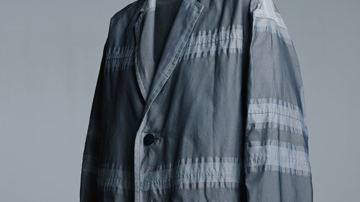 イッセイミヤケ ブラックジャケット ネイビー　ミリタリー ユニセックス イッセイミヤケ×ユナイテッドヌードISSEY MIYAKE×UN BOUNCE FIT