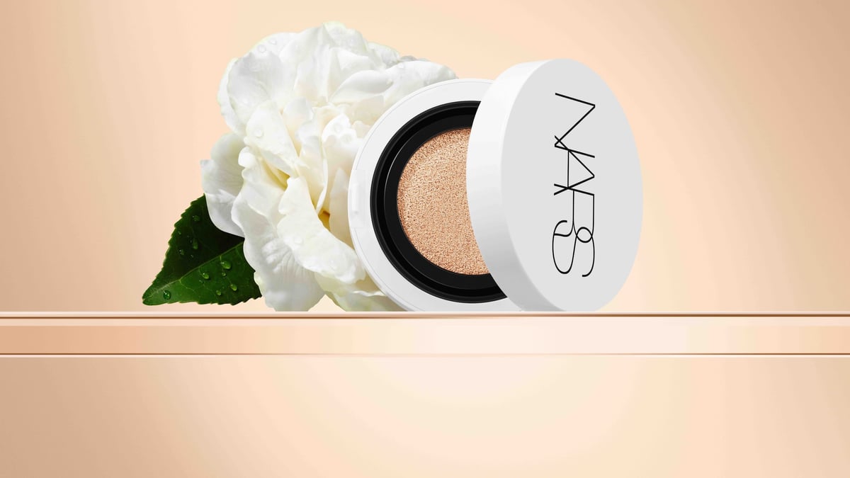 nars-light-reflecting-serum-