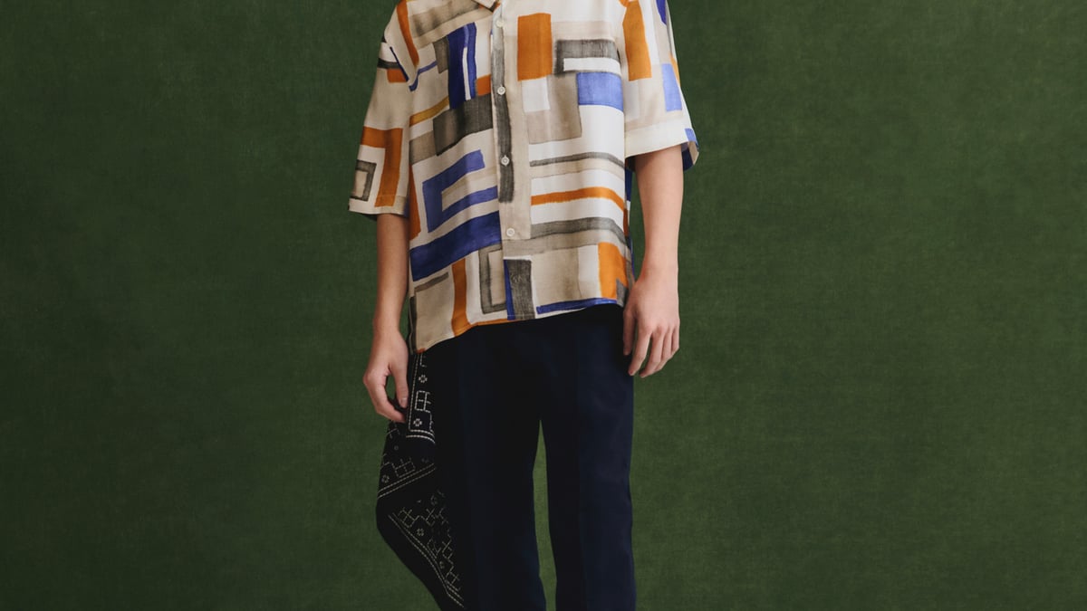 バナナリパブリック スエット岸優太 バナナリパブリック スエット岸優太 バナナリパブリック ロゴ入り