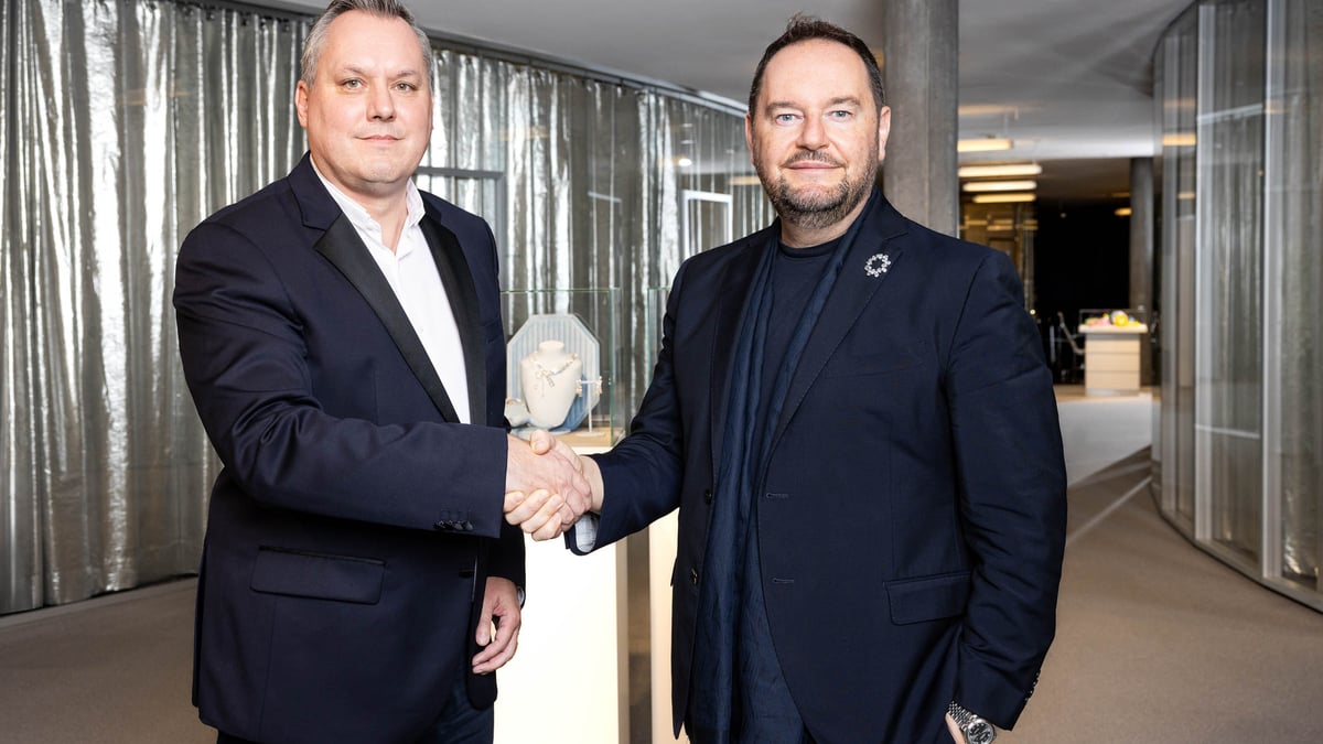 コティがスワロフスキーと長期ライセンス契約提携 フレグランスと