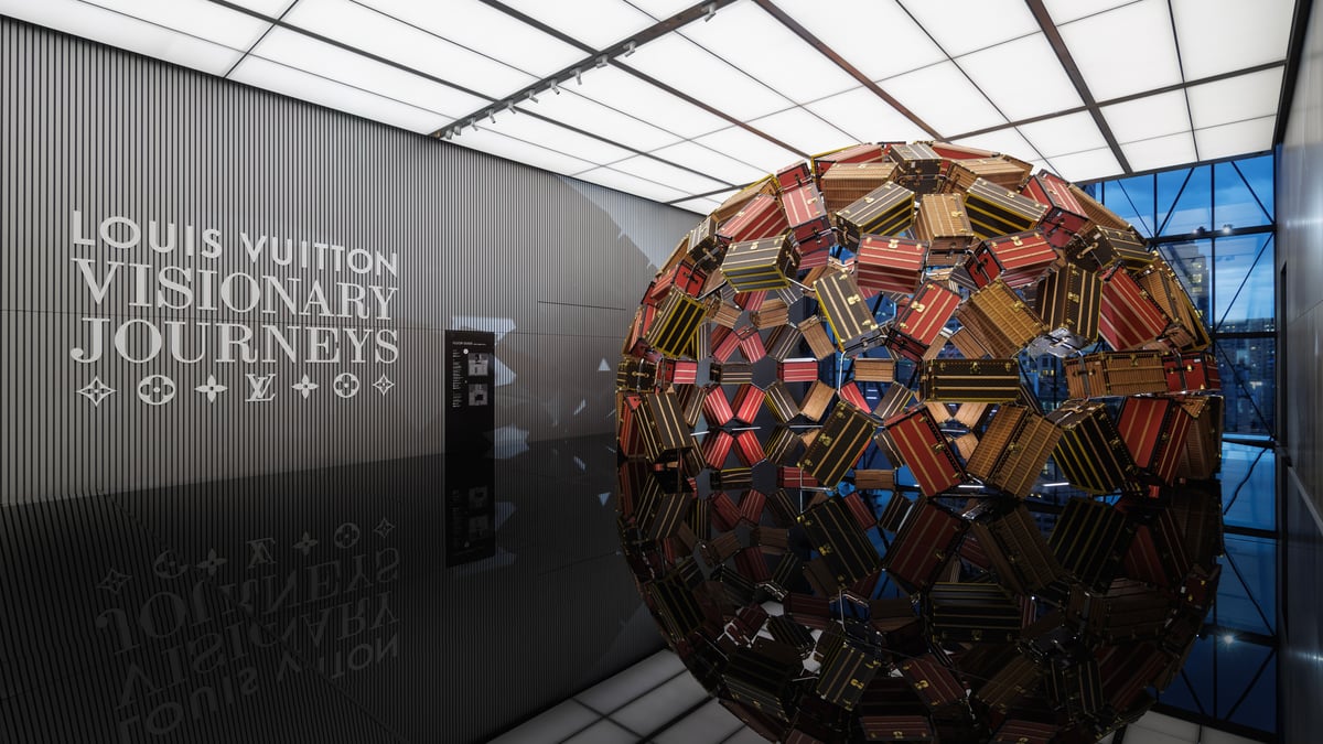 ルイ・ヴィトン」ビジョナリー・ジャーニー展が大阪で開幕 モノグラム