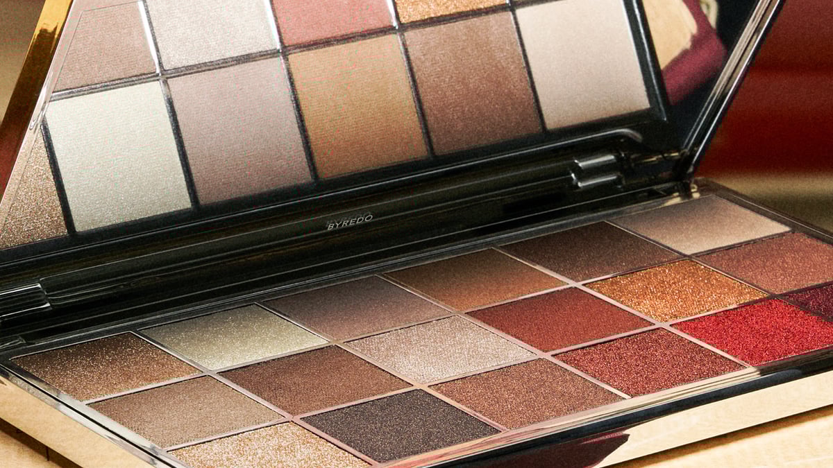 バイレードから限定のアイシャドウパレットが登場 3種の質感で