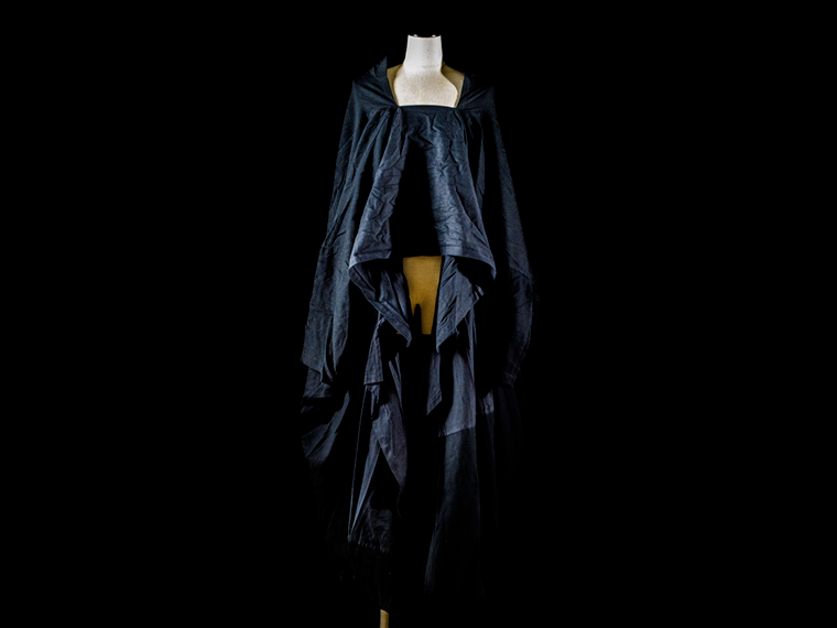 コムデギャルソンのオークション 80年代ドレスが過去最高額の約250万円