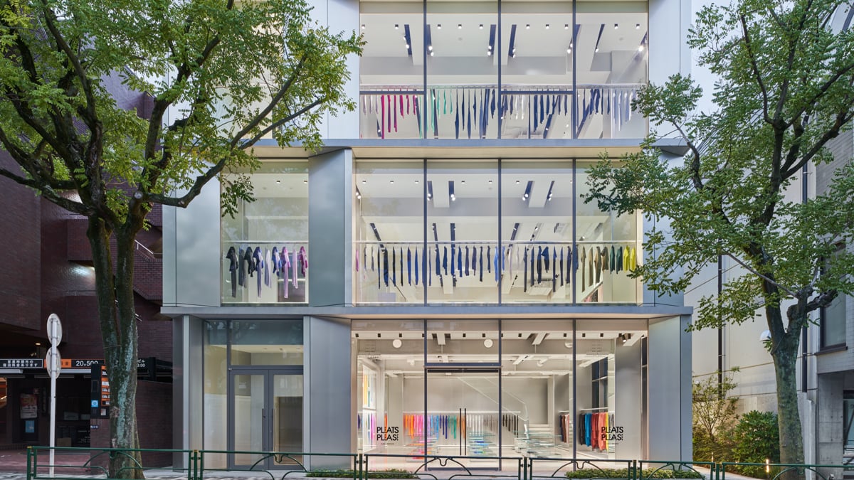 イッセミヤケ南青山限定プリーツプリーズ 20250918-02210504-wwdjapan-000