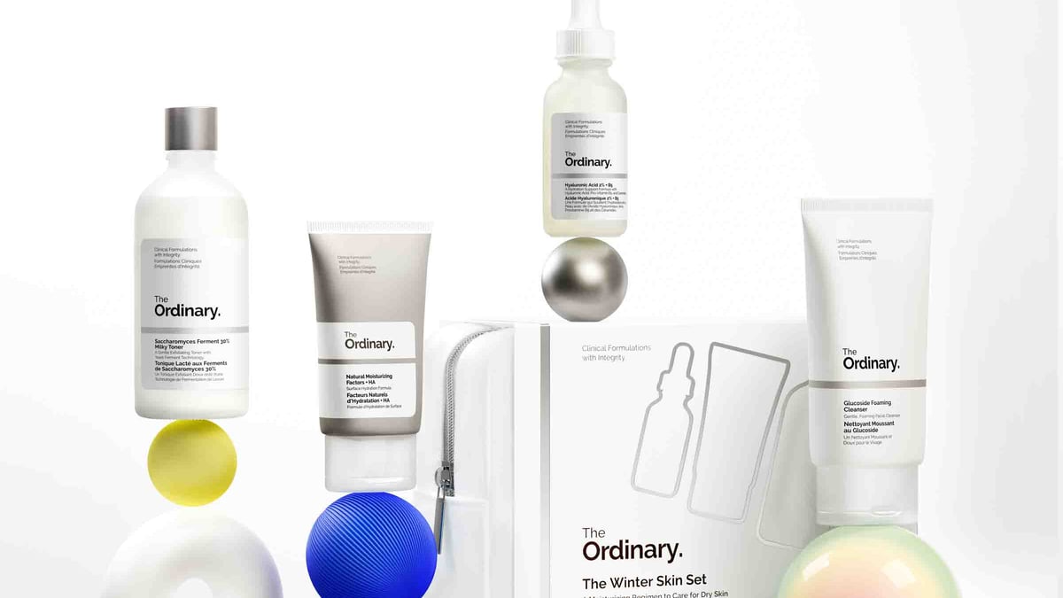 2025年クリスマスコフレ】The Ordinary：スキンケアセットや、限定