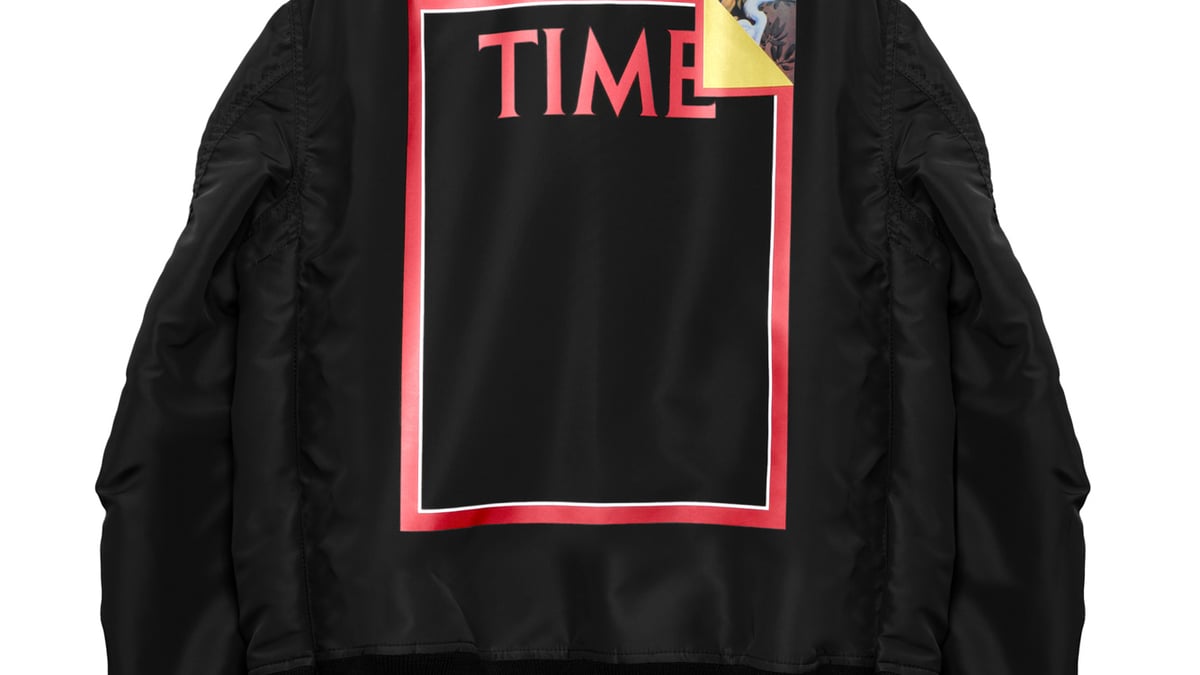 サカイが現代アーティストのマンゴ・トムソンとコラボ 作品をデザイン